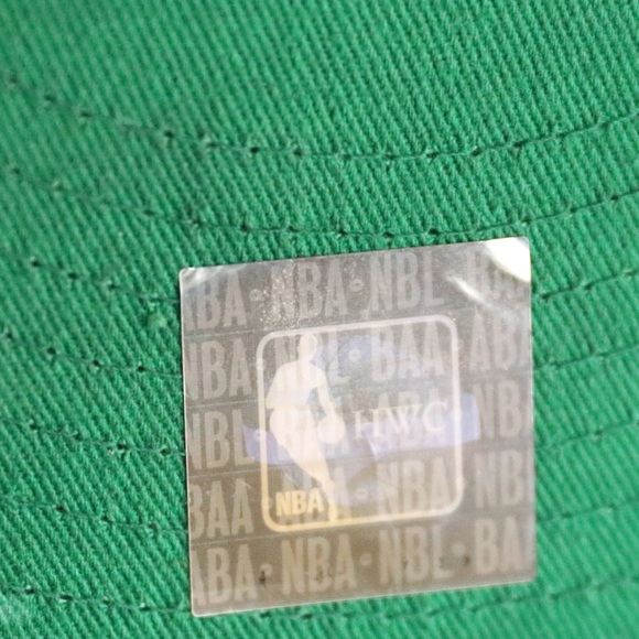 π₯ Miami Heat New Era Adjustable Snapback Hat π₯ - Picture 8 of 8